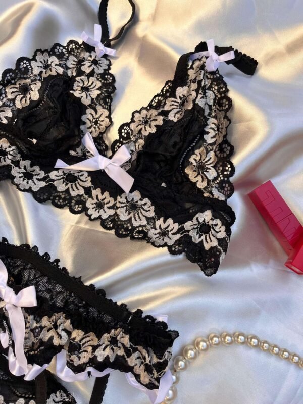 CONJUNTO AMOR FLORAL